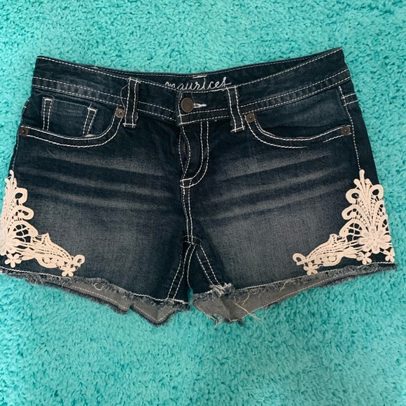 Maurices shorts - Picture 1 of 2